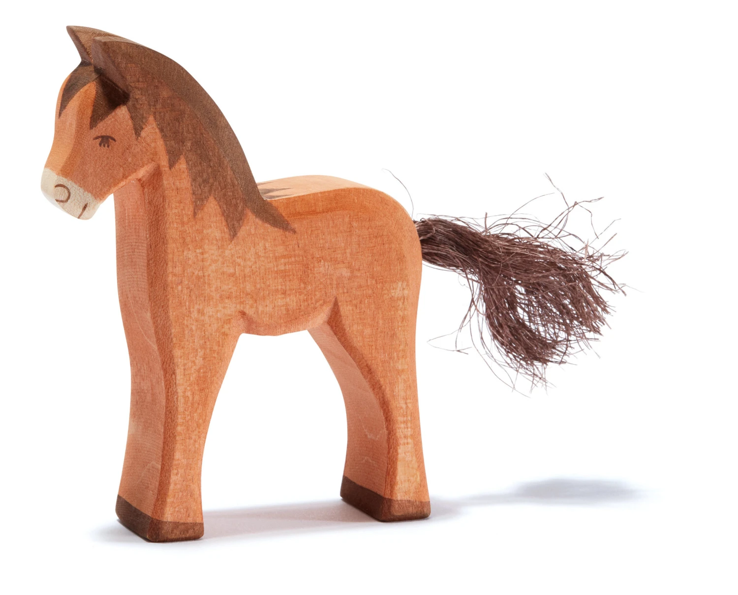 Ostheimer Ostheimer Houten Speelfiguren - Veulen Bruin 3 Ostheimer Ostheimer Houten Speelfiguren - Veulen Bruin