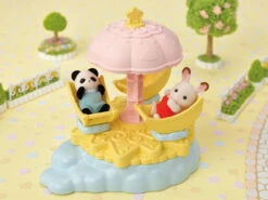 Sylvanian Families Baby Draaimolen -Speelgoed Promotie sylvanian families baby draaimolen 1