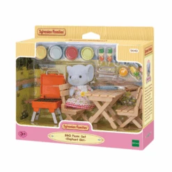 Sylvanian Families BBQ Picknick Set- Olifant Meisje -Speelgoed Promotie sylvanian families bbq picknick set olifant meisje 3