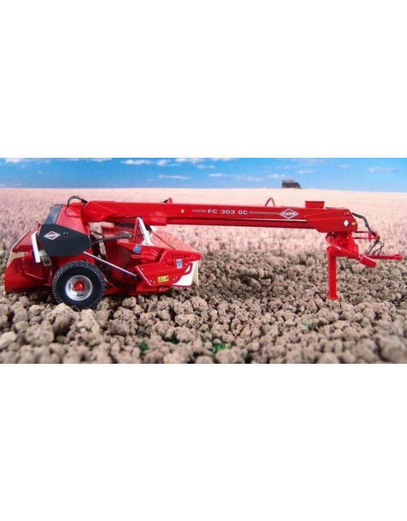 Universal Hobbies Kuhn FC 303 GC Getrokken Maaier 1:32 3 Universal Hobbies Kuhn FC 303 GC Getrokken Maaier 1:32